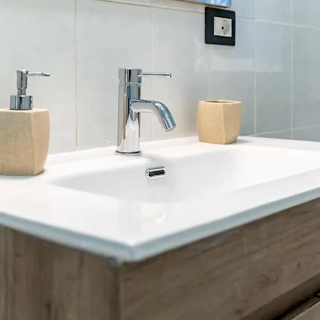 A Due Passi Dalle Onde Apartment Lavagna