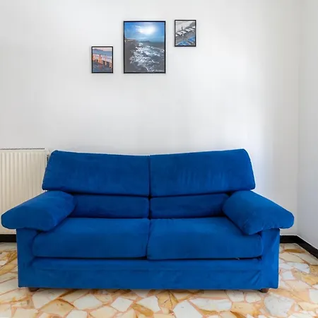 A Due Passi Dalle Onde * Лаванья