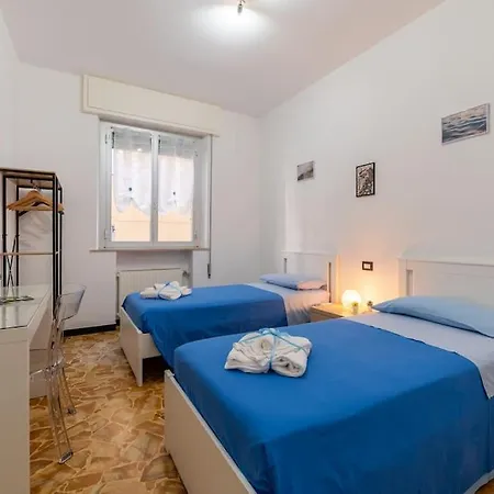 Apartment A Due Passi Dalle Onde Lavagna